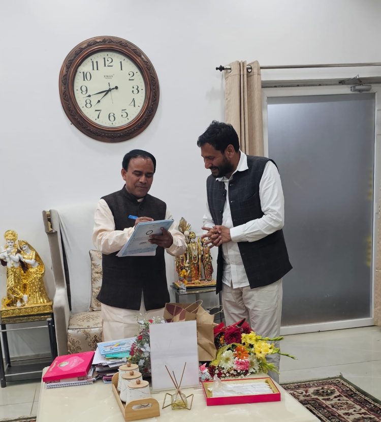 स्वास्थ्य कर्मियों की मांग को लेकर राष्ट्रवादी रीजनल पार्टी ने की स्वास्थ्य मंत्री से मुलाकात