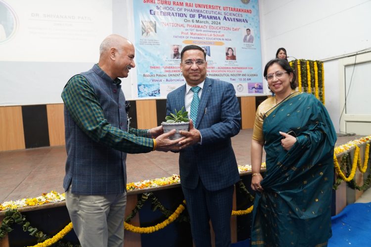 एसजीआरआर यूनिवर्सिटी में फार्मा अन्वेषण 2024 उत्सव का आयोजन