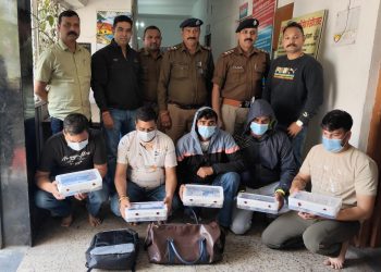हल्द्वानी ऑनलाइन सट्टा किंग सहित 5 को पुलिस ने किया गिरफ्तार : लैपटॉप,मोबाइल और कैश बरामद