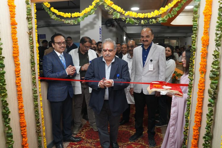 श्री महंत इन्दिरेश अस्पताल में विश्वस्तरीय एमआरआई मशीन जनता की सेवा में समर्पित