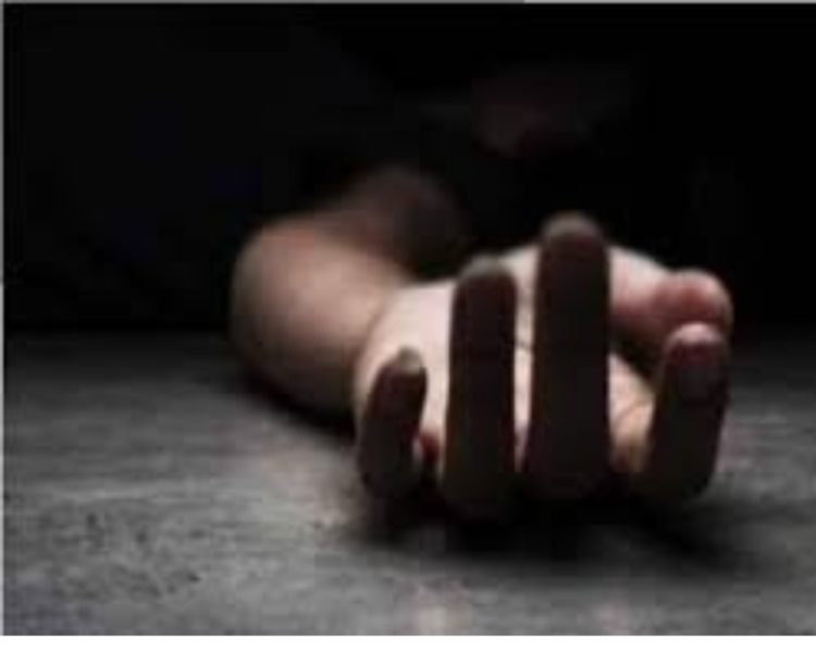 Crime news :  सौतेली मां ने मासूम बेटी के हाथ पैर बांधकर जिंदा किया दफन