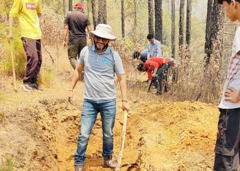 प्रकृति के संरक्षण के लिए डॉ विक्रांत तिवारी की ग्रामीणों संग पहल,सालाना संचय होगा 40 लाख लीटर पानी