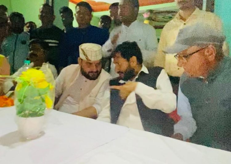 पूर्व मुख्यमंत्री के खिलाफ़ चुनाव लड़ चुके शिव प्रसाद सेमवाल का अनुभव भी बनेगा बॉबी पंवार की ताकत