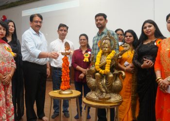 श्री महंत इन्दिरेश अस्पताल में धूमधाम से मनाया गया अन्तर्राष्ट्रीय नर्सेज़ दिवस