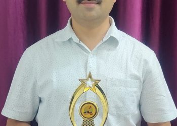 श्री महंत इन्दिरेश अस्पताल के वरिष्ठ यूरोलाॅजिस्ट डाॅ विमल कुमार दीक्षित को प्रथम स्थान