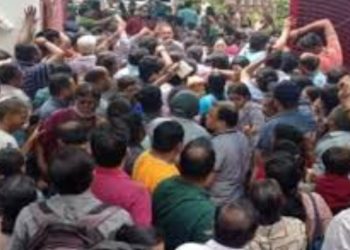 दिल्ली में दहशत : कई स्कूलों को ईमेल से बम रखें होने की धमकी,सर्च ऑपरेशन जारी