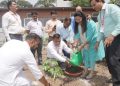 एसजीआरआरयू में विश्व पर्यावरण दिवस पर पौधरोपण कर लिया पर्यावरण बचाने का संकल्प