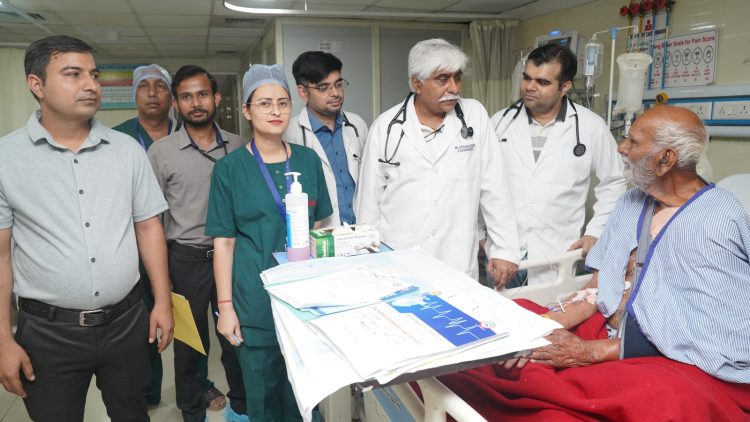 श्री महंत इंदिरेश अस्पताल के कार्डियोलोजी विभाग में देश के विभिन्न राज्यों से पहुंच रहे मरीज