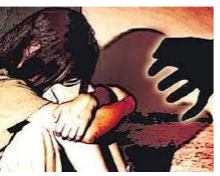 हल्द्वानी :- वनभलपुरा निवासी मो० नदीम ने किया 11वीं में पढ़ने वाली 16 वर्षीय नाबालिक से दुष्कर्म