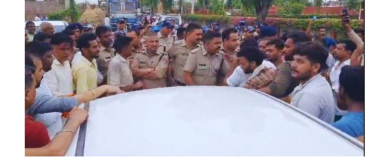 बड़ी खबर : सड़क जाम के मामले में 150 से अधिक लोगों के खिलाफ मुकदमा दर्ज