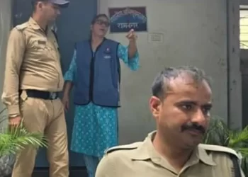 ब्रेकिंग – एलआईयू दरोगा रिश्वत लेते रंगे हाथों गिरफ्तार