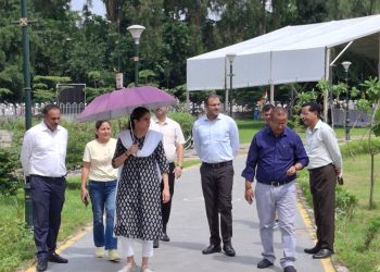 जिलाधिकारी ने किया परेडग्राउण्ड का स्थलीय निरीक्षण,स्वतंत्रता दिवस की तैयारियों का लिया जायजा