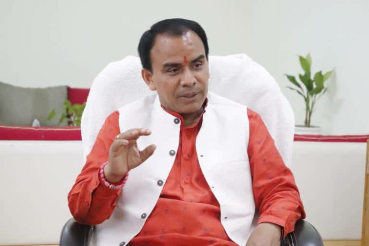 बड़ी खबर : प्राथमिक शिक्षा में 1500 बेसिक शिक्षक चयनितः डॉ धन सिंह रावत