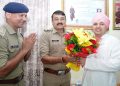 वरिष्ठ पुलिस अधीक्षक और पुलिस अधीक्षक ने श्री दरबार साहिब में टेका मत्था