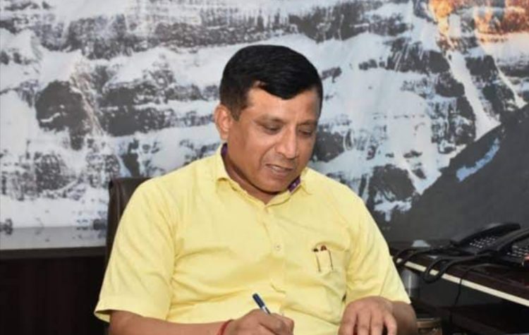 बड़ी खबर : सूचना महानिदेशक की घेराबंदी के दांव मे खुद ही घिरे विपक्षी। बिदकी पत्रकार बिरादरी