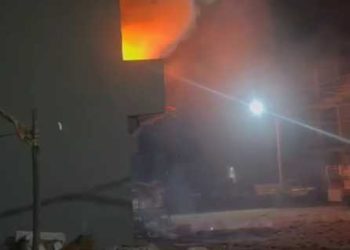 बड़ी खबर :  ट्रांसपोर्ट नगर आतिशबाजी के गोदाम में लगी भीषण आग,मचा हड़कंप