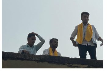 MBPG कॉलेज में हंगामा, पेट्रोल की बोतल लेकर छत पर चढ़े छात्र नेता, पुलिस और कॉलेज प्रशासन के फूले हाथ- पांव