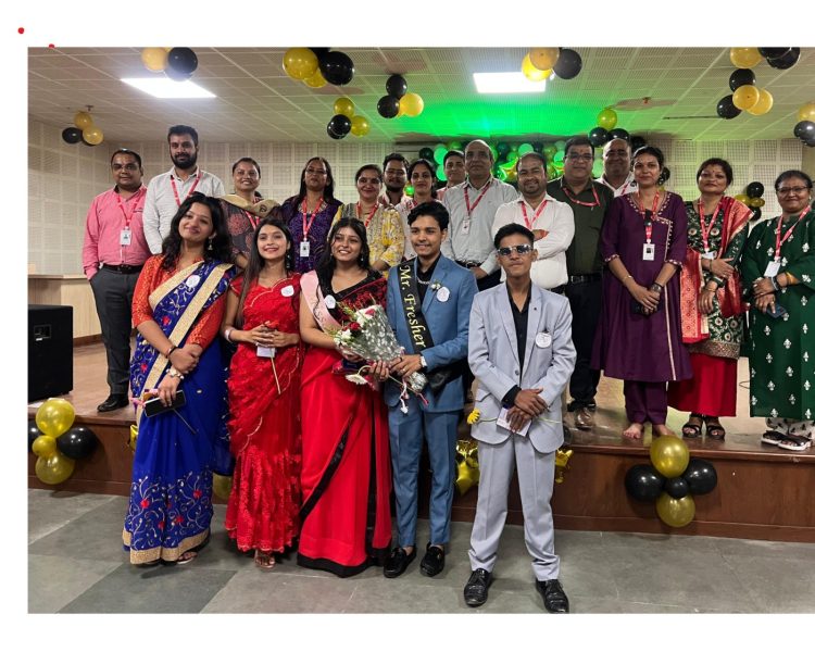 गुड न्यूज : आयुष मिस्टर फ्रेशर, वंदिता मिस फ्रेशर बने मयंक मिस्टर स्पार्कल जबकि वंशिका एवं अनामिका बने मिस स्पार्कल