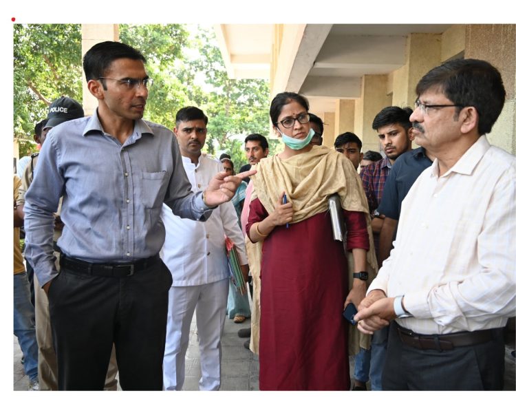 बिग ब्रेकिंग : सहायक संभागीय परिवहन अधिकारी ऋषिकेश के कार्यालय में अव्यवस्था देख आग बबूला हुए डीएम