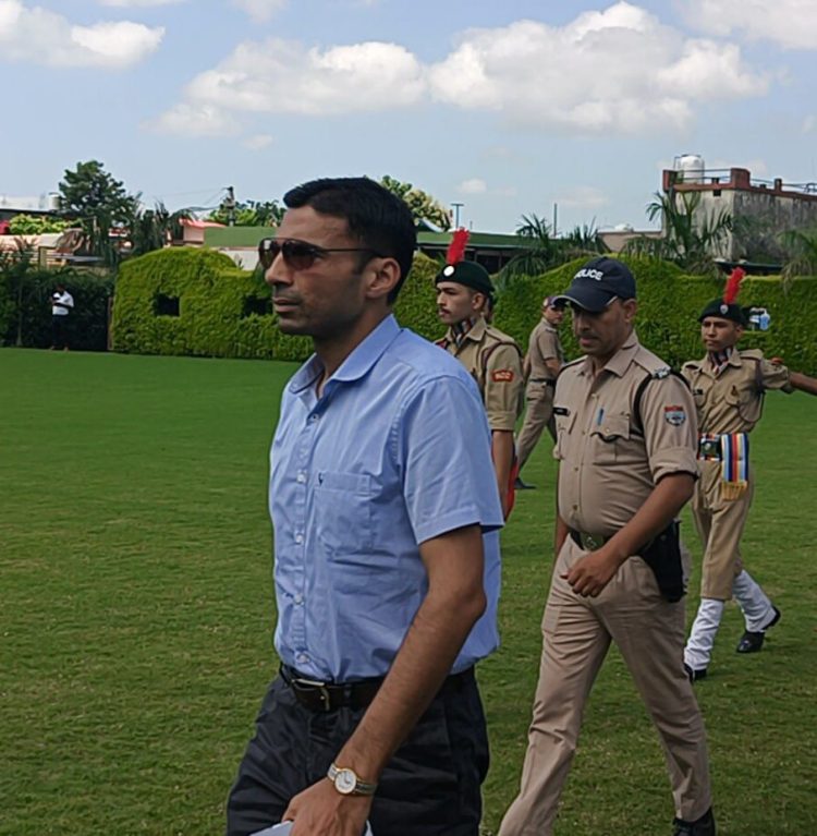 बड़ी खबर : डीएम ने ग्रामीणों को दिया था तत्काल कार्रवाई का आश्वासन, और कर दिया त्वरित एक्शन।