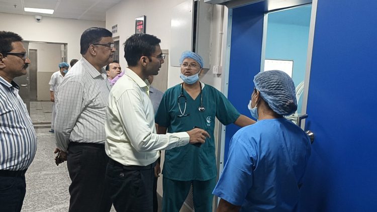 गुड न्यूज : स्वास्थ्य सेवाओं में सुधार पर डीएम सविन बसंल का विशेष फोकस