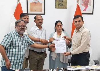 रीजनल पार्टी ने की फर्जी डाक सेवकों के खिलाफ मुकदमे की मांग