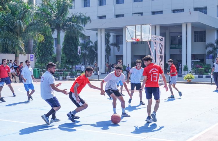 बड़ी खबर : एसजीआरआरयू क्रिकेट में स्कूल ऑफ योगिक साइंस ने नर्सिंग को किया पराजित