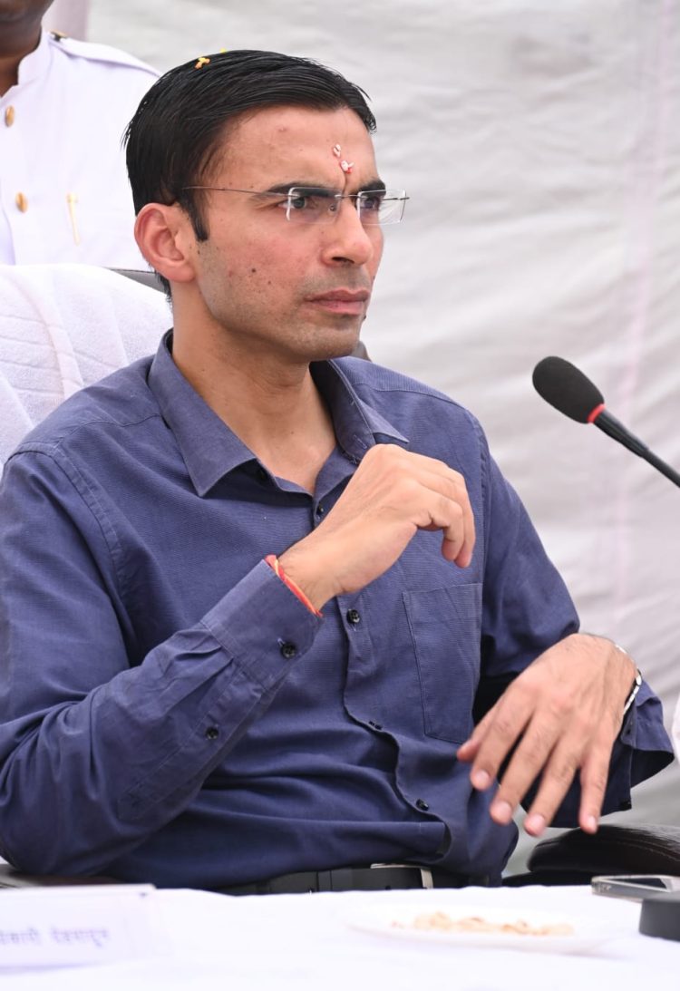 बिग ब्रेकिंग : त्वरित एक्शन, कड़े निर्णय की कार्यशैली के लिए जाने जाते हैं, डीएम सविन बंसल