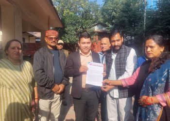 बिग ब्रेकिंग : सीबीआई से करायें स्टील फैक्ट्रियों में बिजली चोरी की जांच : रीजनल पार्टी