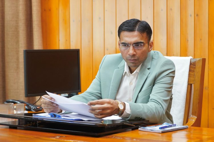 चेतावनी कार्यवाही तक सीमित नहीं, कड़े निर्णय सख्त फैसलों के लिए जाने जाते हैं डीएम सविन बंसल