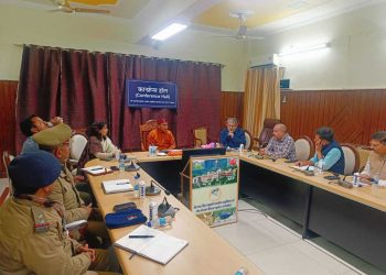 माननीय चिकित्सा शिक्षा एवं चिकित्सा स्वास्थ्य मंत्री डॉ. धन सिंह रावत जी ने ली देर सांय बैठक, दिये महत्वपूर्ण निर्देश