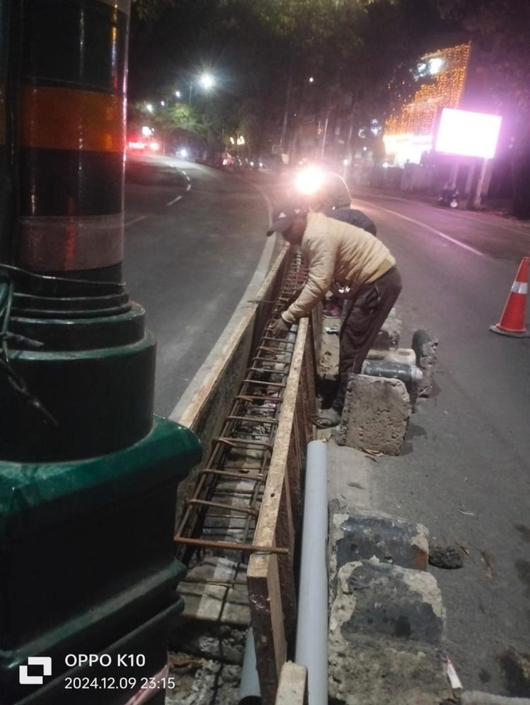 अब शहर की सड़कों में वाहनों तेज रफ्तार पर लग रही हैं ब्रेक : डीएम