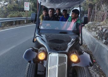 माल रोड मसूरी में स्थानीय नागरिक एवं पर्यटक जल्द करेंगे गोल्फकार्ट की सवारी