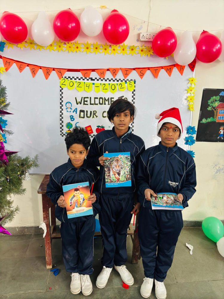 बड़ी खबर : डीएम सविन बंसल की पहल ला रही है रंग, मुख्य धारा से जुड़ने लगे हैं बच्चे