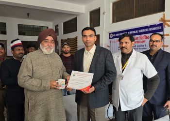 गुड न्यूज: चिकित्सक  बोले  सर्विस में पहली बार देखा ऐसा समर्पित अधिकारी