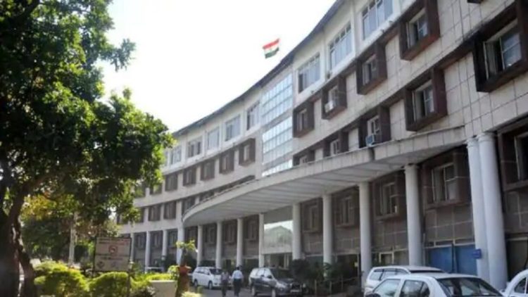 राज्य के आठ IPS अधिकारियों को केंद्रीय प्रतिनियुक्ति पर एक साथ बुलाने के लिए केंद्र सरकार ने किए आदेश जारी