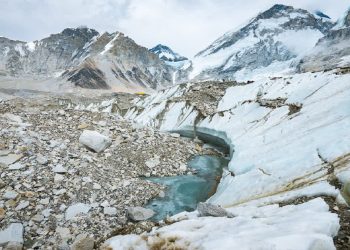 चमोली में कुदरत का कहर! बदरीनाथ के पास ग्लेशियर टूटने से हड़कंप, मजदूरों की तलाश जारी
