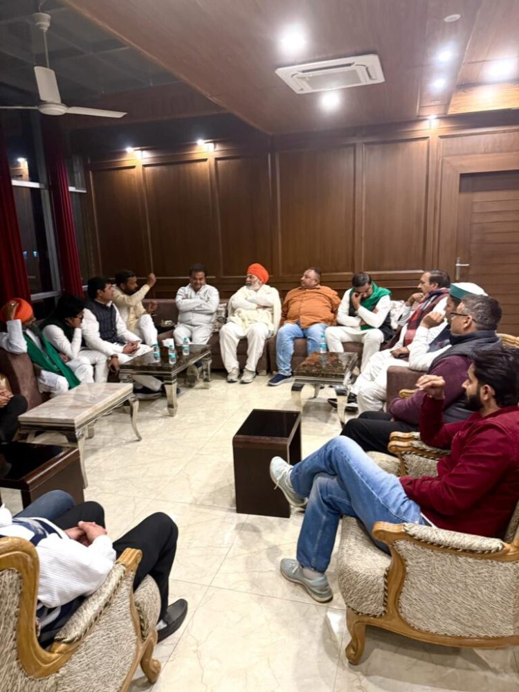 चैंपियन-उमेश कुमार विवाद : किसान नेता राकेश टिकैत के प्रस्ताव पर दोनों पक्ष सुलह के लिए सहमत