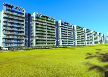 बड़ी खबर: पैसिफिक गोल्फ और जेपी ग्रुप की 17.2 हेक्टेयर भूमि सरकार के नाम हुई जब्त, नियमों के गंभीर उल्लंघन का खुलासा