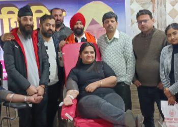 Health news: श्री महंत इन्दिरेश अस्पताल के रक्तदान शिविर में 195 यूनिट रक्तदान