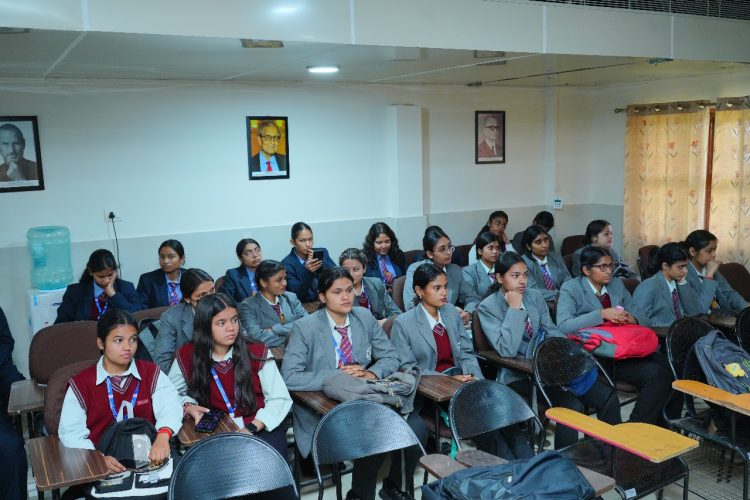 गुड न्यूज: एसजीआरआरयू में राष्ट्रीय शिक्षा नीति पर क्विज प्रतियोगिता