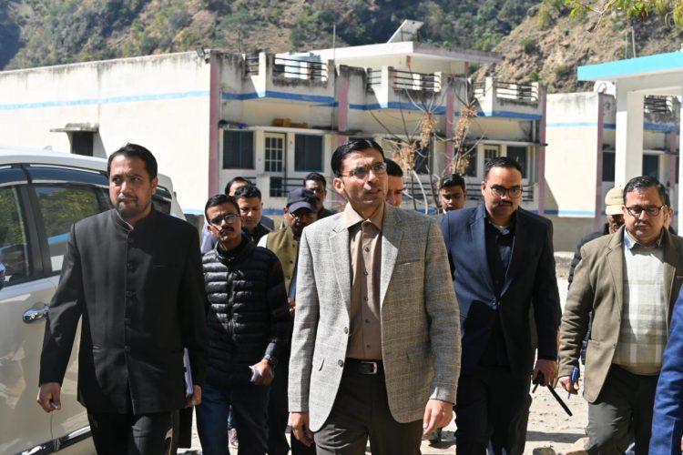 बिग ब्रेकिंग : दुर्गम इलाकों तक प्रशासन की सीधी पहुंच: डीएम का ऐतिहासिक तीन दिवसीय प्रवास
