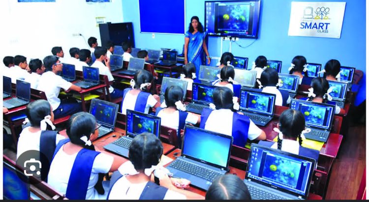 प्रोजेक्ट उत्कर्ष: उत्तराखंड के सरकारी स्कूलों में डिजिटल शिक्षा की नई क्रांति-डीएम