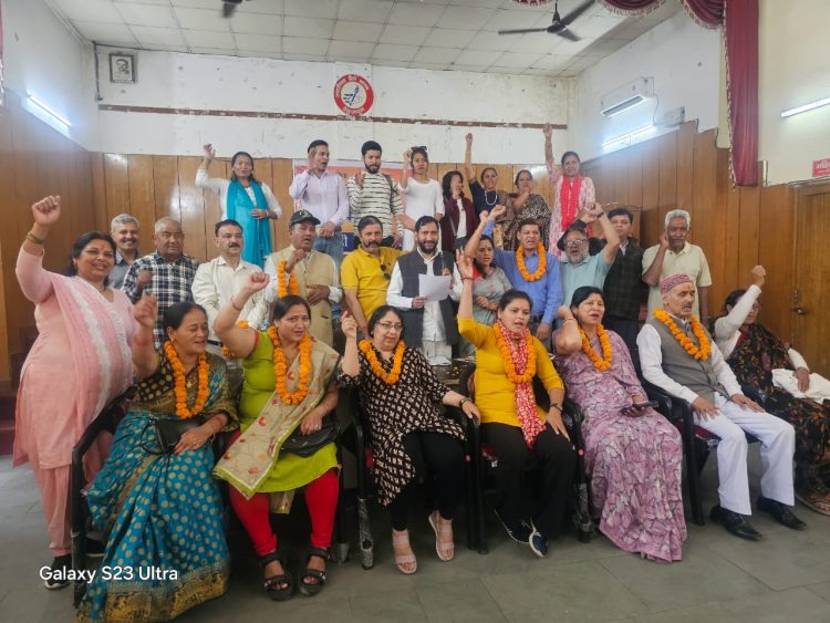 उत्तराखंड में क्षेत्रवाद को हवा दे रहे राजनीतिक दल: रीजनल पार्टी