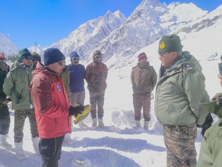 माणा एवलांच: लापता चौथे श्रमिक का शव बरामद, मृतकों की संख्या बढ़कर 08