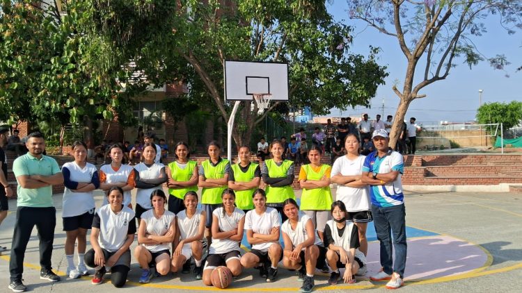 एसजीआरआर यूनिवर्सिटी की छात्राओं ने इंटर यूनिवर्सिटी बास्केटबॉल चैंपियनशिप में जीता गोल्ड मेडल