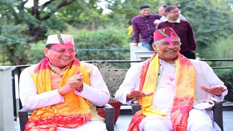 उत्तराखंड की राजनीति में बदला माहौल: त्रिवेंद्र सिंह रावत ने की सीएम धामी की तारीफ, खनन और चारधाम यात्रा पर दिए अहम सुझाव