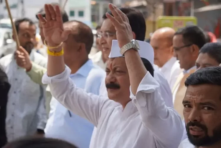 कांग्रेस में आंतरिक विवाद के पीछे साज़िश की बू: करन माहरा