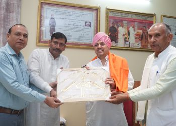 राज्य गन्ना सलाहकार समिति के उपाध्यक्ष श्यामवीर सैनी ने श्री दरबार साहिब में टेका मत्था, लिए आशीर्वाद