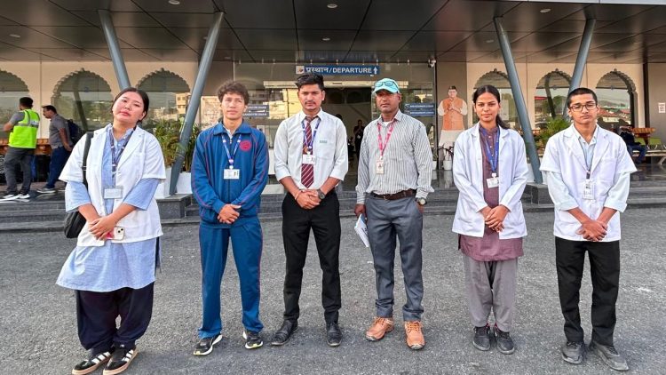 श्री गुरु राम राय विश्वविद्यालय ने अपने स्पोर्ट्स अचीवर्स को दी हेलीकाॅप्टर से हवाई सैर की सौगात